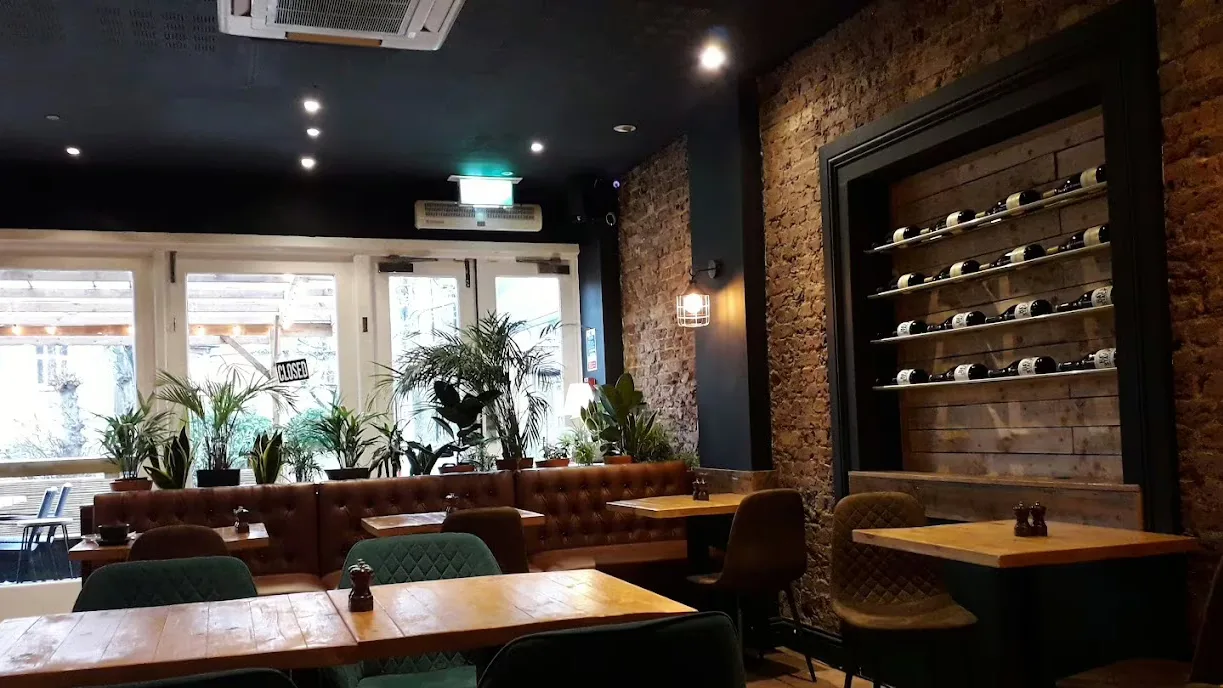 Interior of Raw Bistro