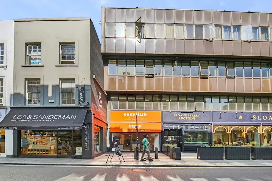 Interior of Easyhub Chelsea