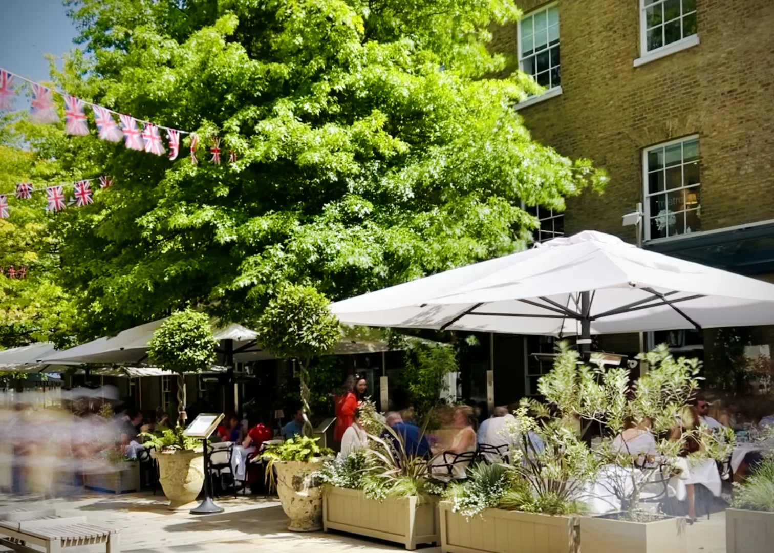 Interior of Manicomio Chelsea Restaurant