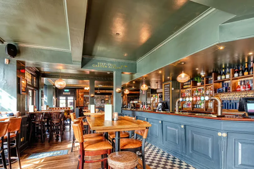 Interior of The Salisbury Arms Winchmore Hill