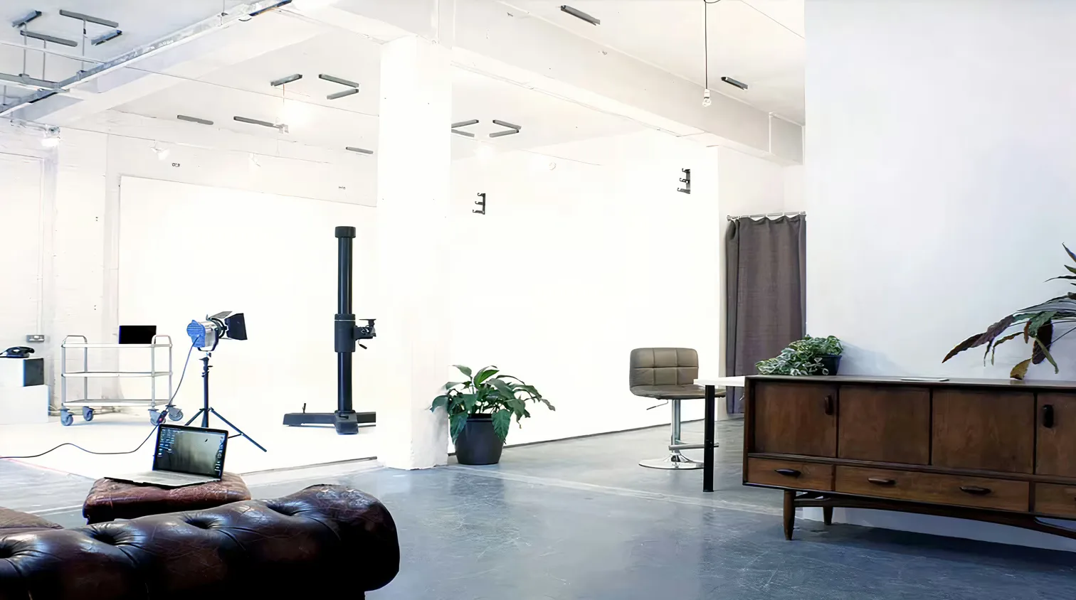 Interior of Mowlem Street Studios