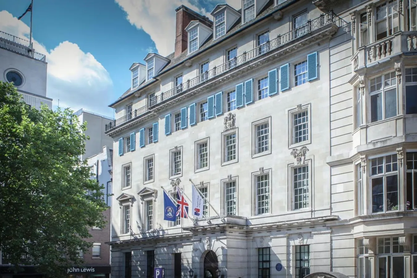 Interior of 20 Cavendish Square
