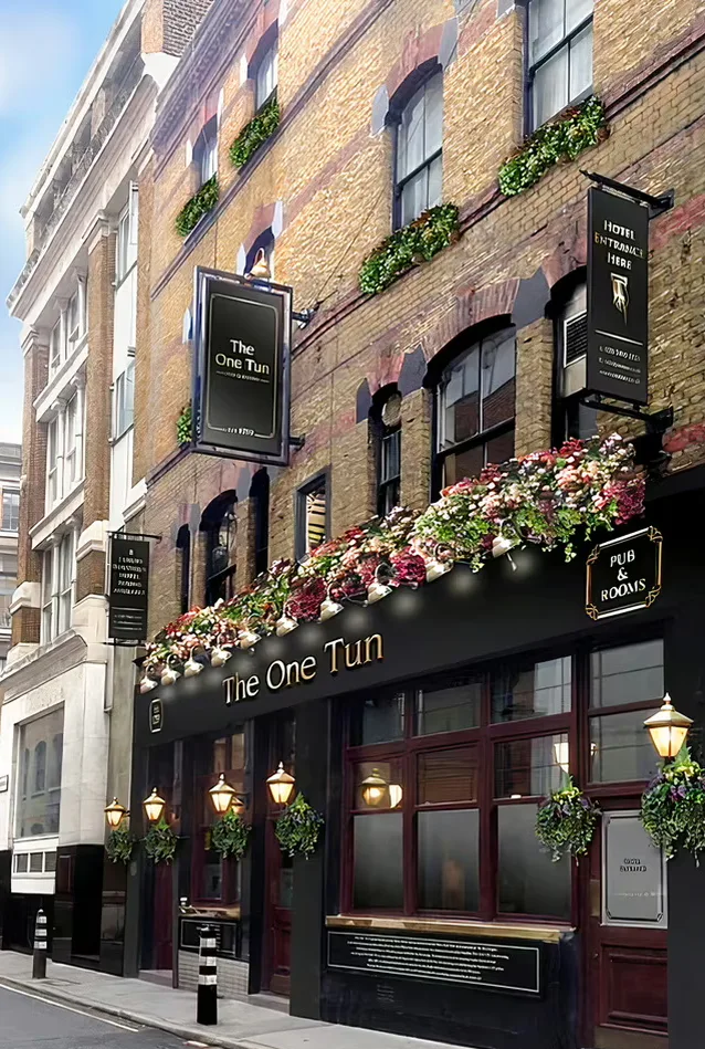 Interior of The One Tun Pub & Rooms