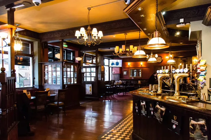 Interior of The Barley Mow Horseferry Road