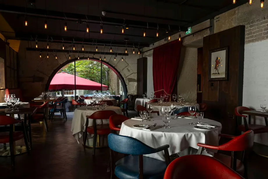Interior of Liverpool Street Chop House