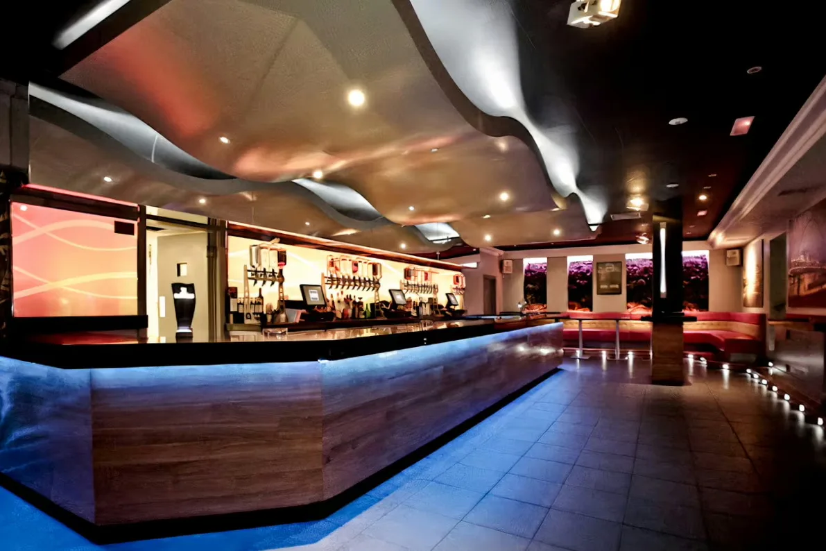 Interior of Bridge Bar Beckenham
