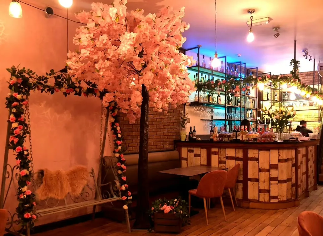 Interior of Rozay Lounge