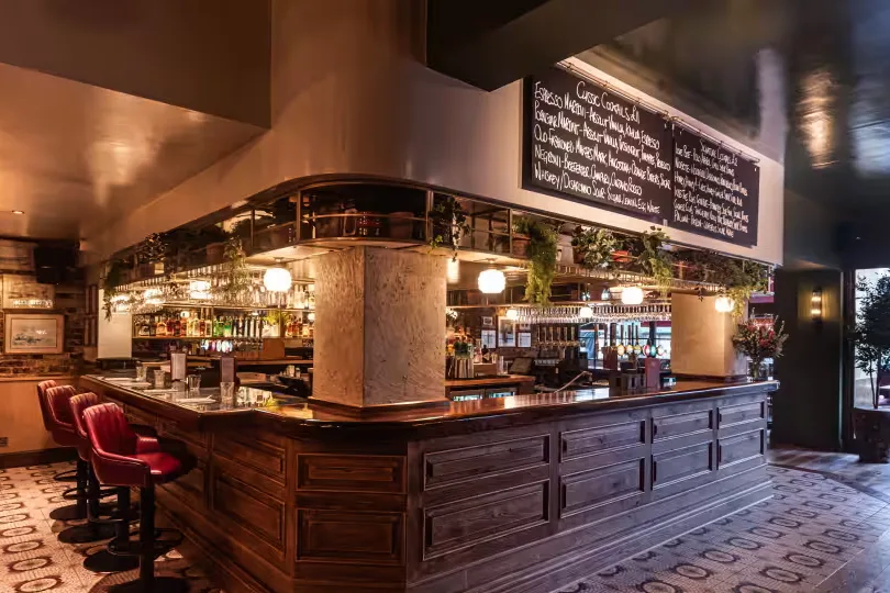 Interior of The Red Setter