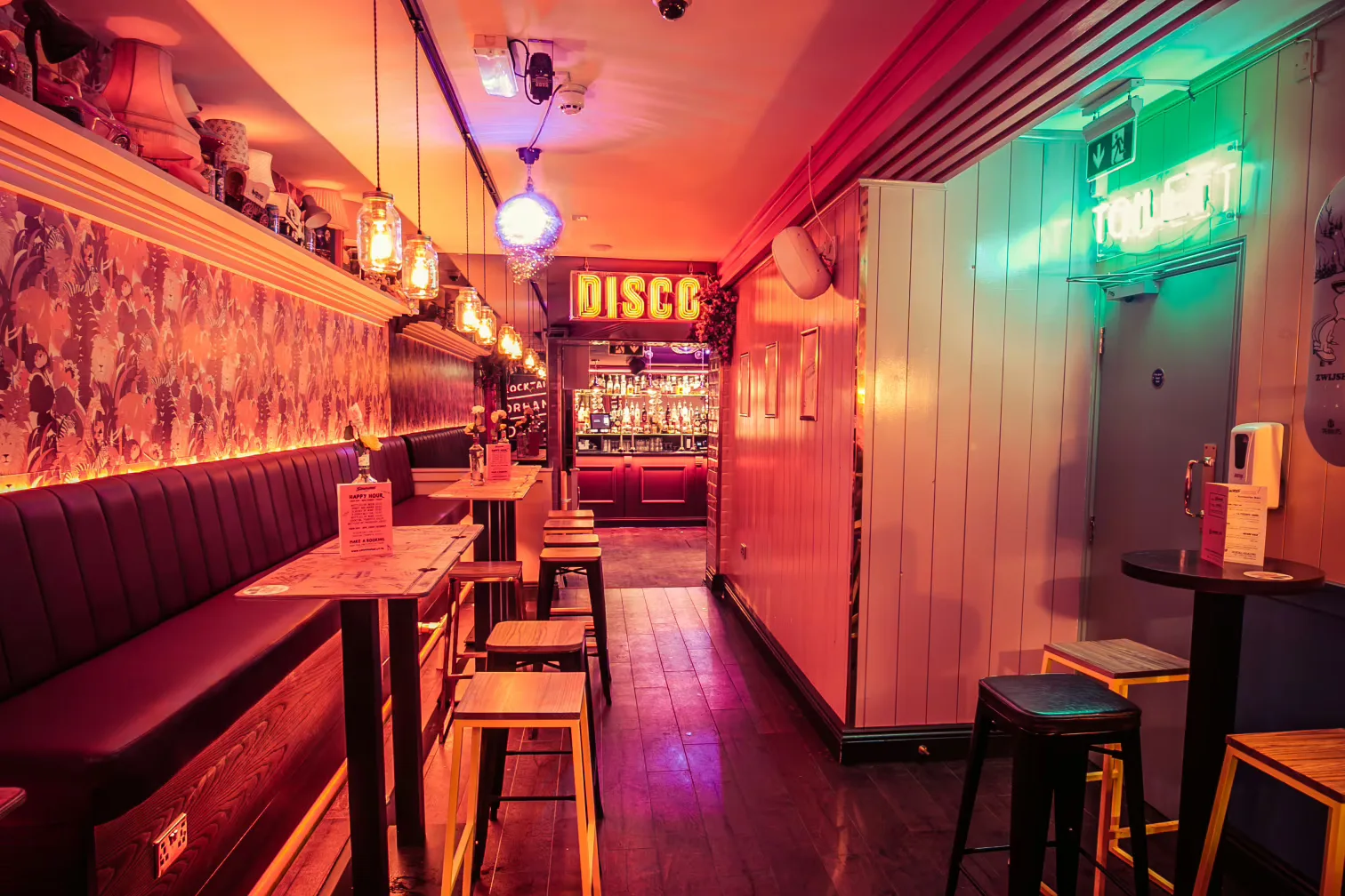 Interior of Simmons | Tottenham Court road