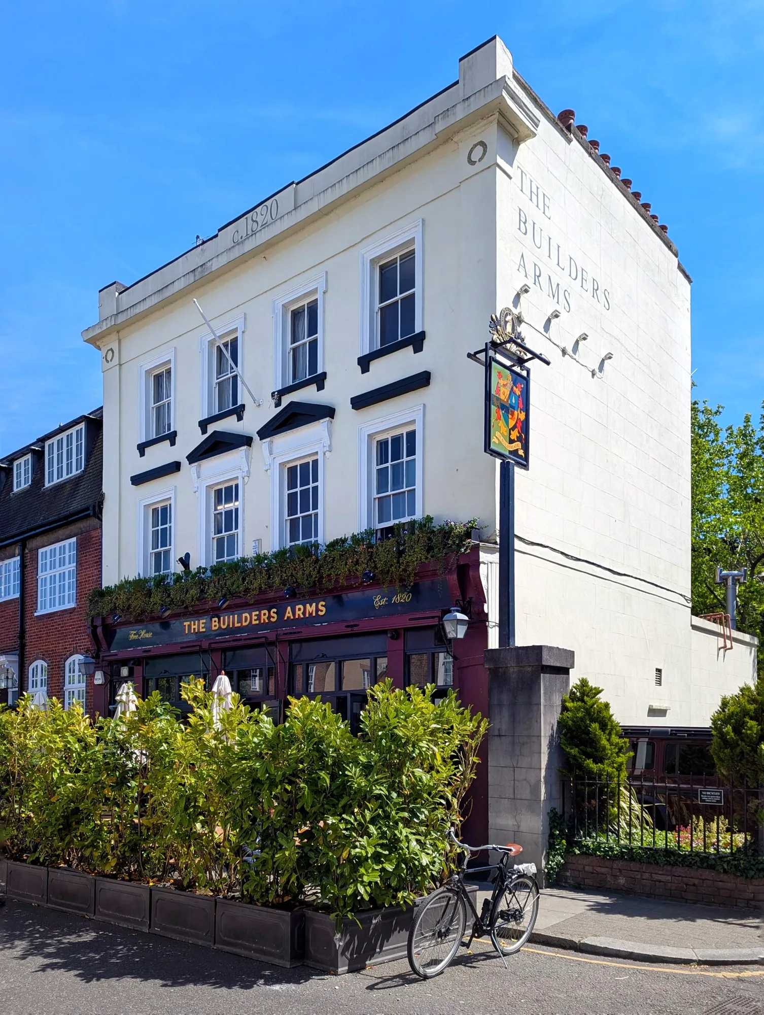 Interior of The Builders Arms