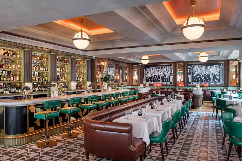 Interior of Smith & Wollensky