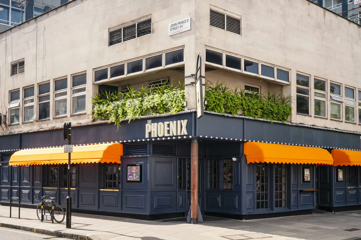 Interior of The Phoenix, Cavendish Square