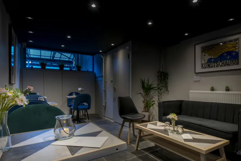 Interior of Frequency Angel