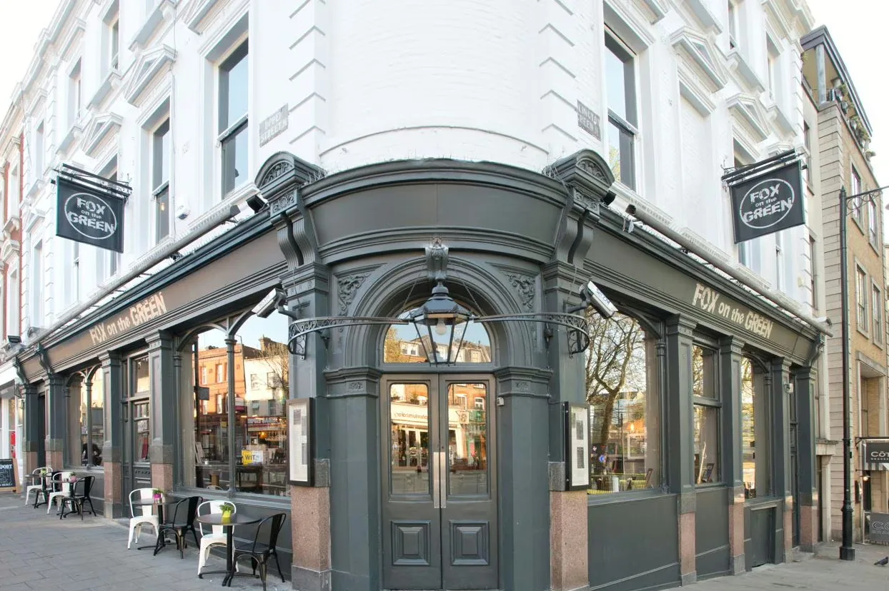 Interior of Fox On The Green