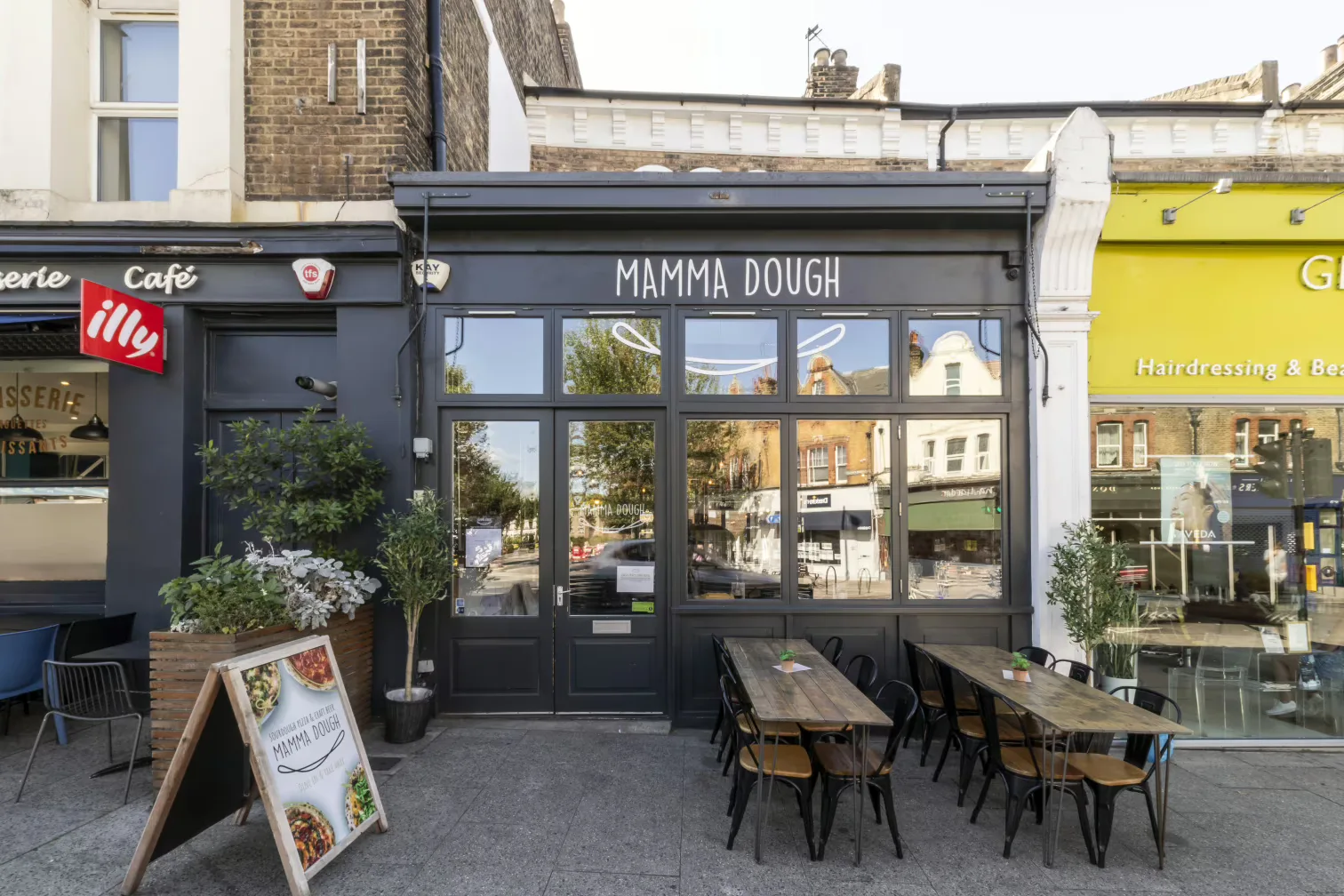 Interior of Mamma Dough Ladywell