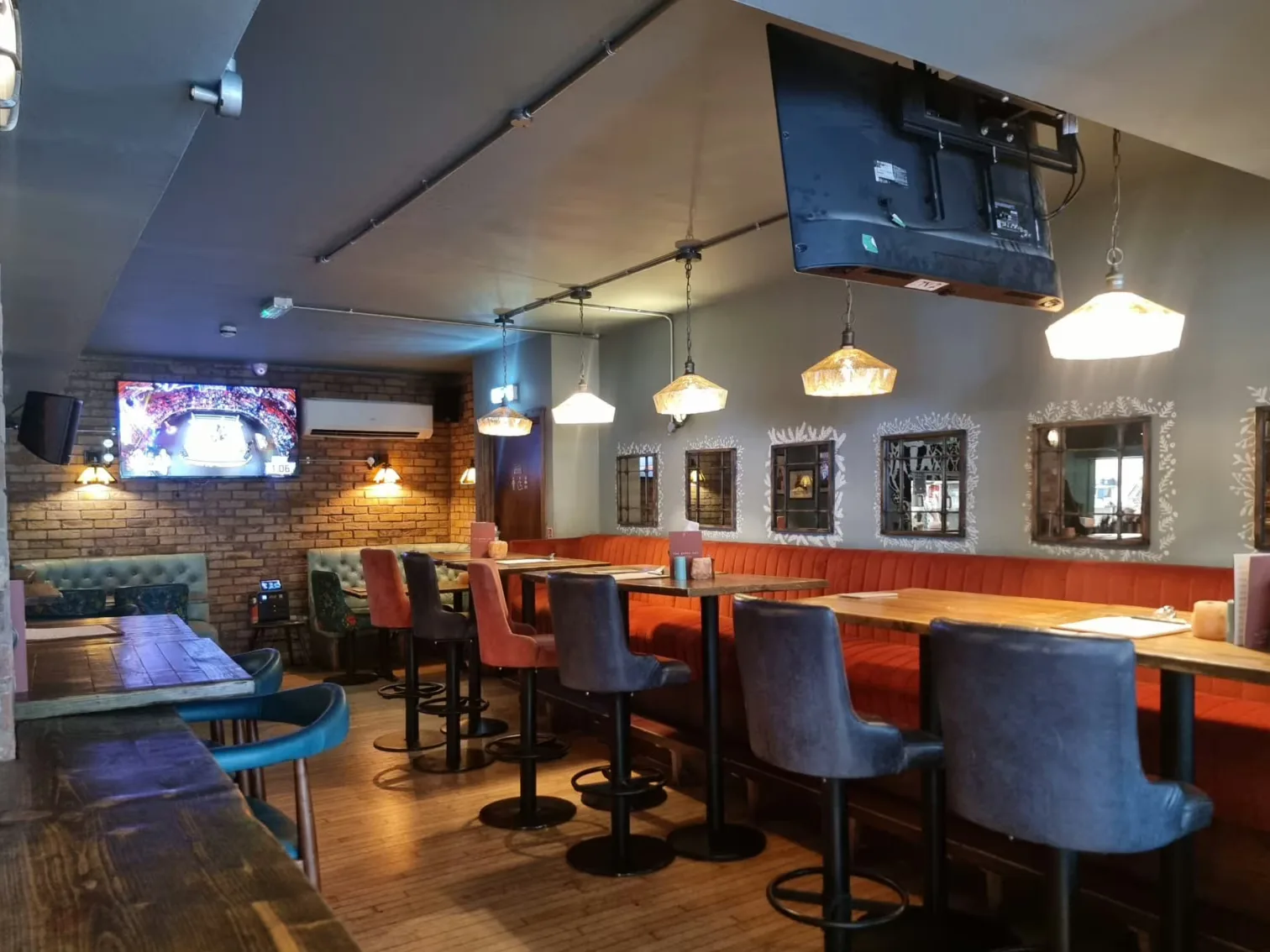 Interior of The Nel Bar & Terrace (Clapham)