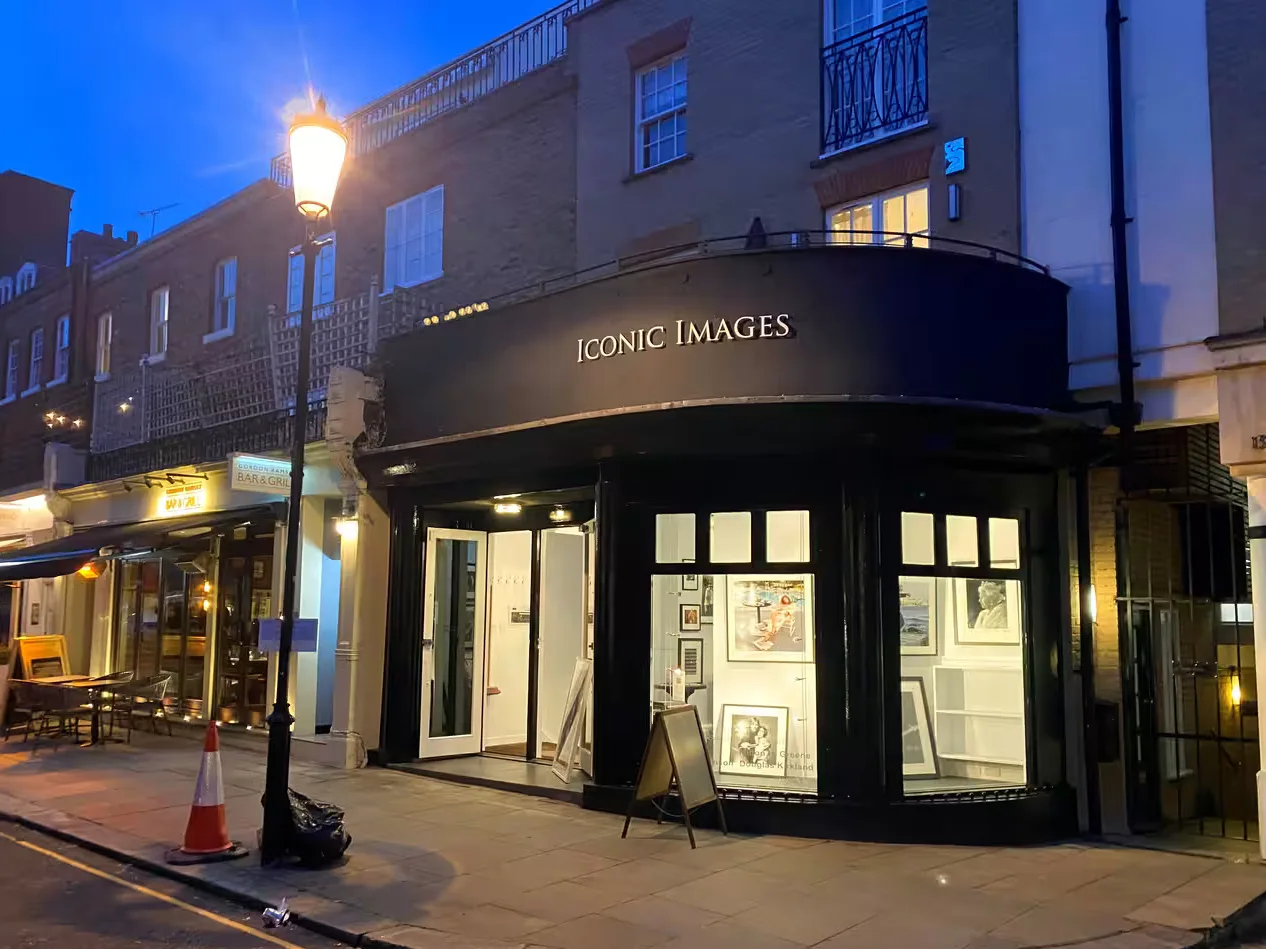 Interior of Iconic Images Gallery, Chelsea