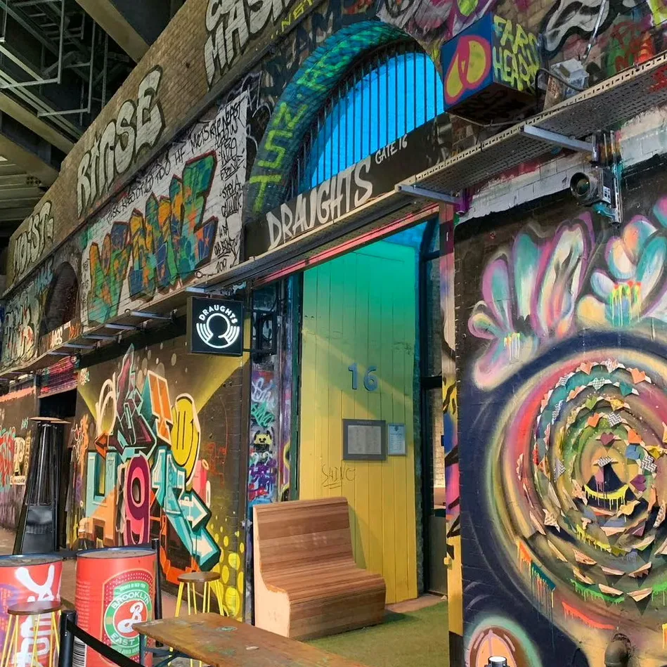 Interior of Draughts Waterloo