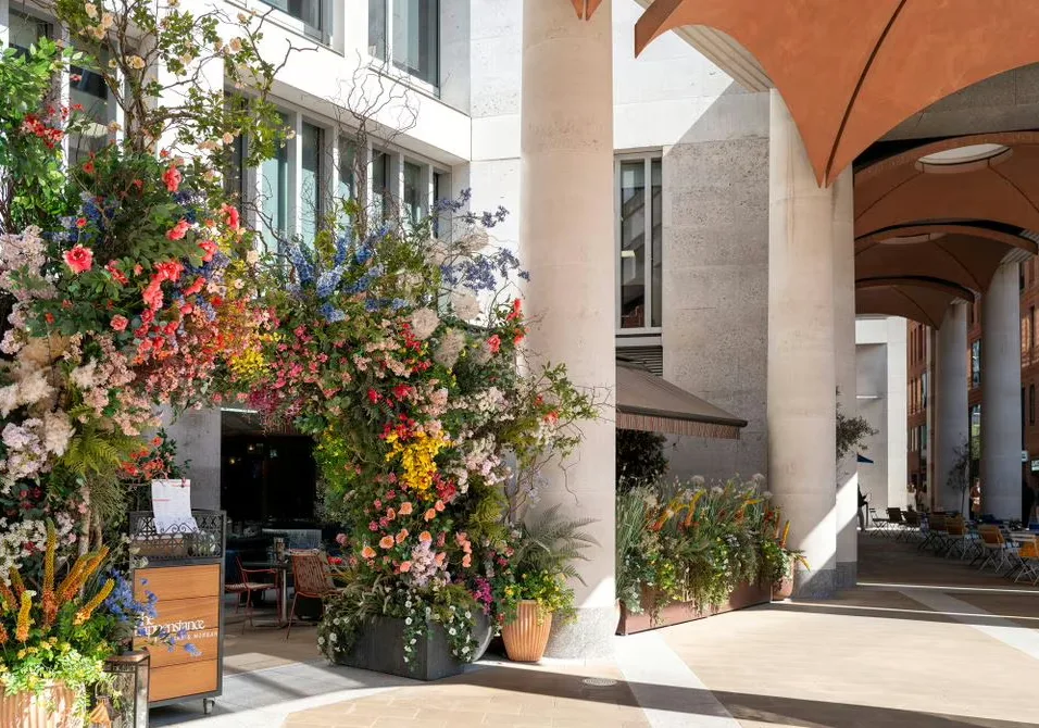 Interior of The Happenstance – Paternoster Square
